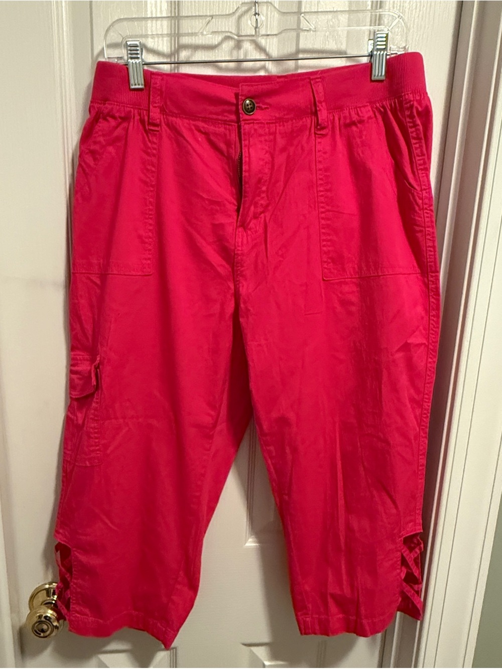 Kiwi Fresh Pink Cargo Capri Pants